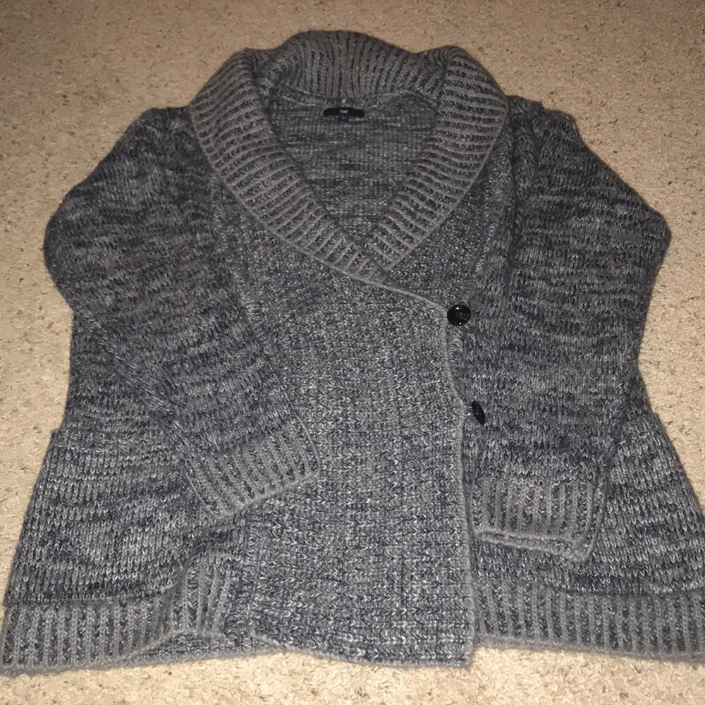 Women’s oversized gap sweater